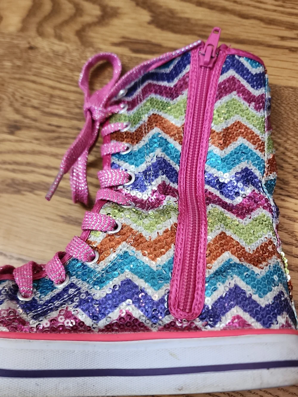 2013 Skechers Twinkle Toes Ziggy Girl Light-Up Mid-Calf Sneakers - Size 2, VGUC
